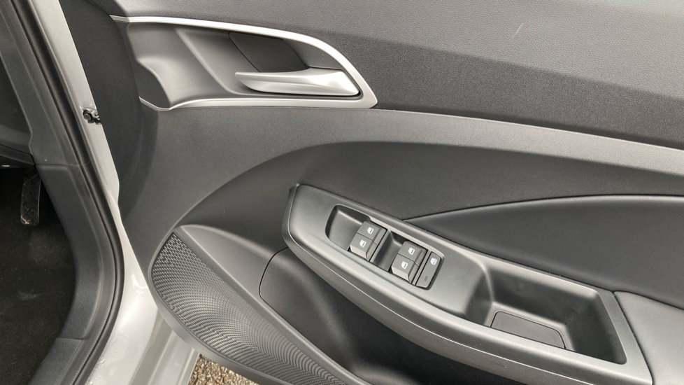 MG MG3 1.5 Hybrid Trophy 5dr Auto Hybrid Hatchback - Image 28