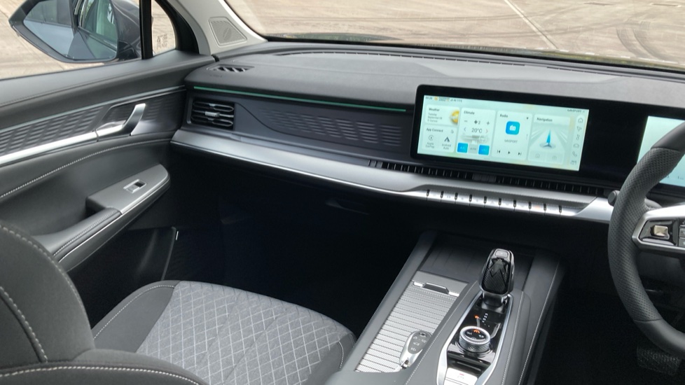 MG MGS9 1.5 T-GDI PHEV Comfort 5dr Auto Estate - Image 14