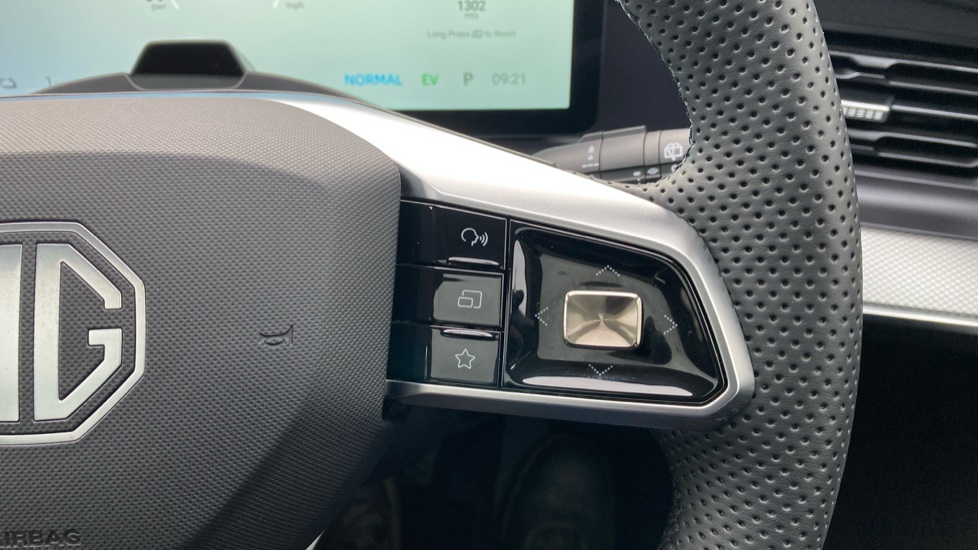 MG MGS9 1.5 T-GDI PHEV Comfort 5dr Auto Estate - Image 22