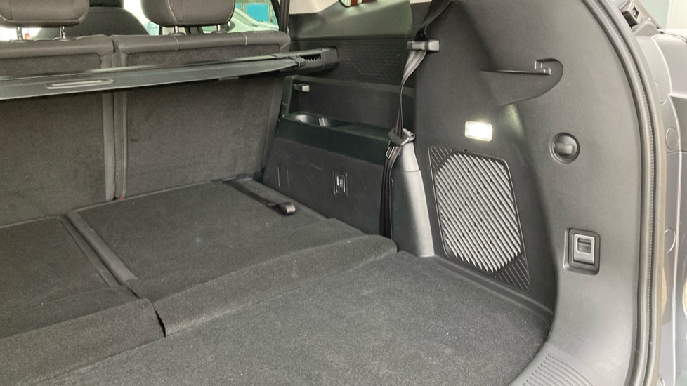 MG MGS9 1.5 T-GDI PHEV Comfort 5dr Auto Estate - Image 38