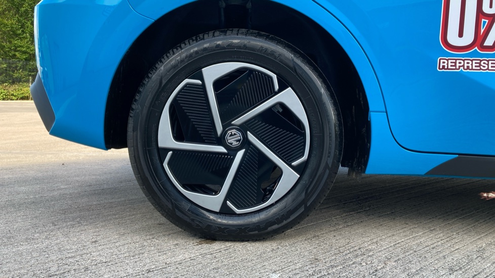 MG MG4 Urban 110kW Comfort Standard Range 43kWh 5dr Auto Electric Hatchback - Image 7