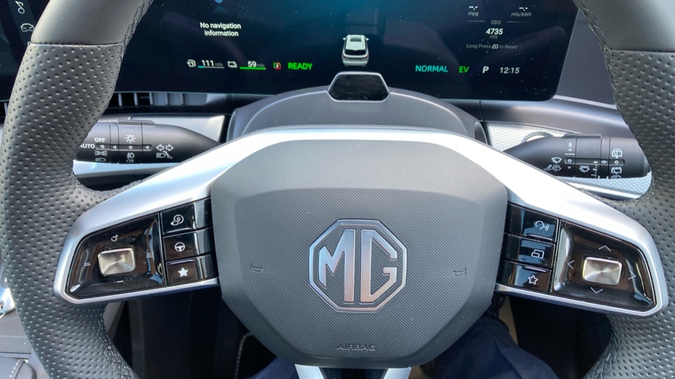 MG MGS9 1.5 T-GDI PHEV Premium 5dr Auto Estate - Image 23