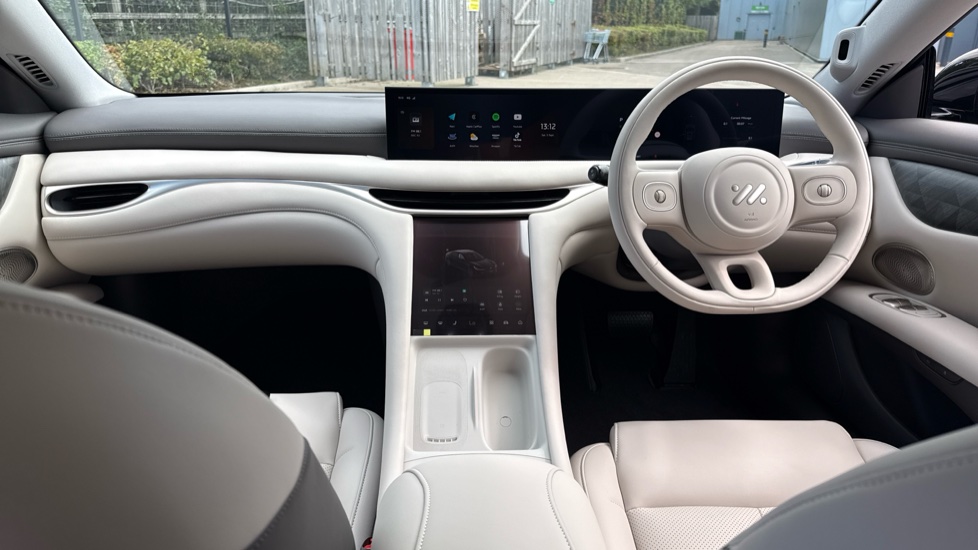 MG IM5 300kW Long Range 100kWh 5dr Auto Electric Hatchback - Image 10