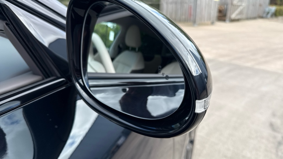 MG IM5 300kW Long Range 100kWh 5dr Auto Electric Hatchback - Image 34