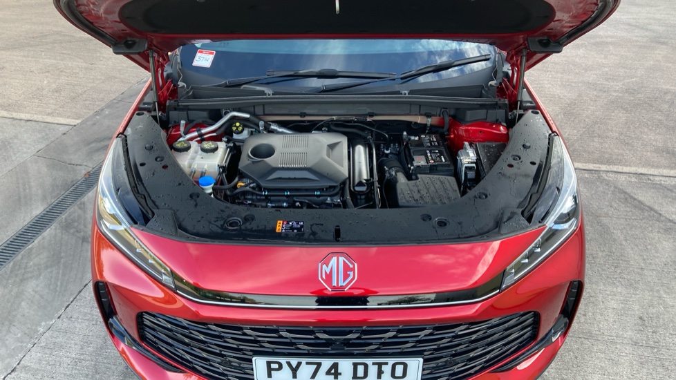 MG HS 1.5 T-GDI Trophy 5dr Petrol Hatchback - Image 8
