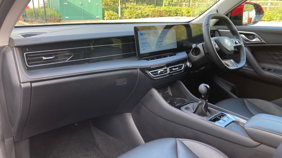 MG HS 1.5 T-GDI Trophy 5dr Petrol Hatchback - Image 9