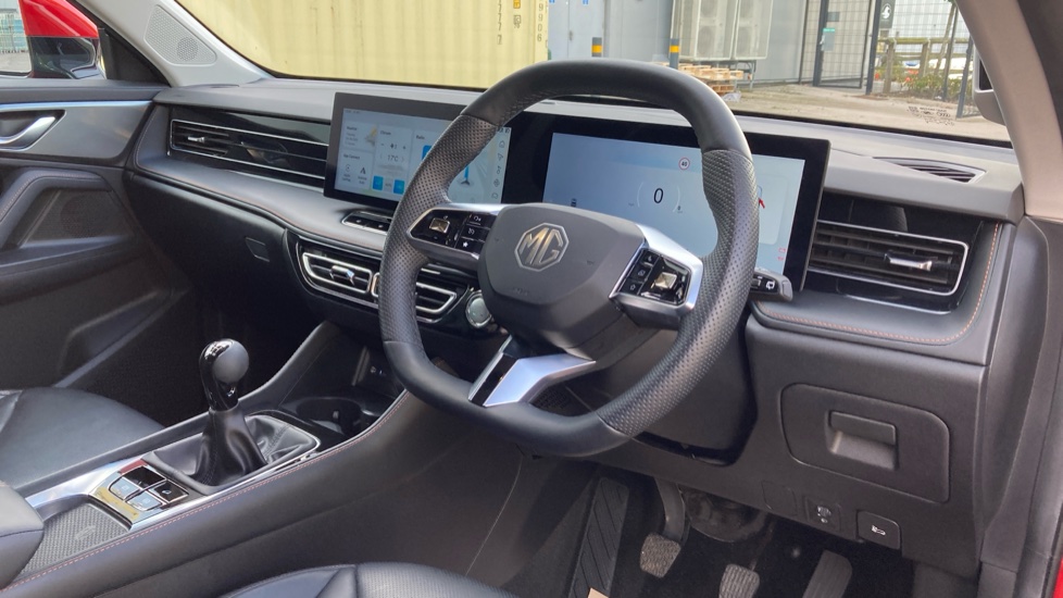 MG HS 1.5 T-GDI Trophy 5dr Petrol Hatchback - Image 11