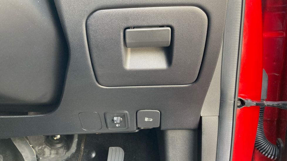 MG HS 1.5 T-GDI Trophy 5dr Petrol Hatchback - Image 27