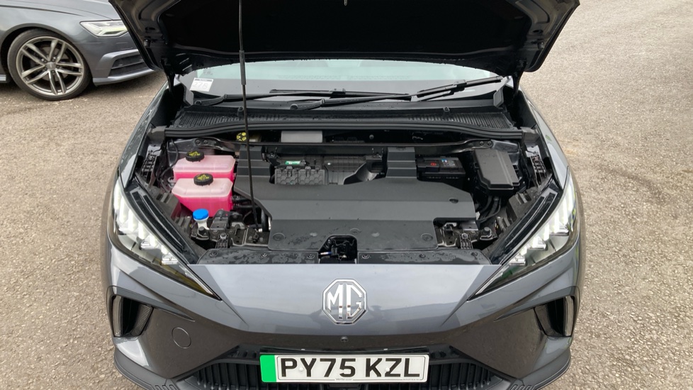 MG MG4 180kW Trophy EV Extended Range 77kWh 5dr Auto Electric Hatchback - Image 8