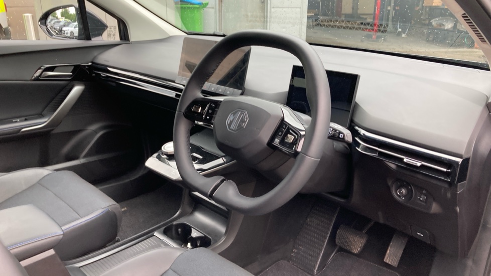 MG MG4 180kW Trophy EV Extended Range 77kWh 5dr Auto Electric Hatchback - Image 11