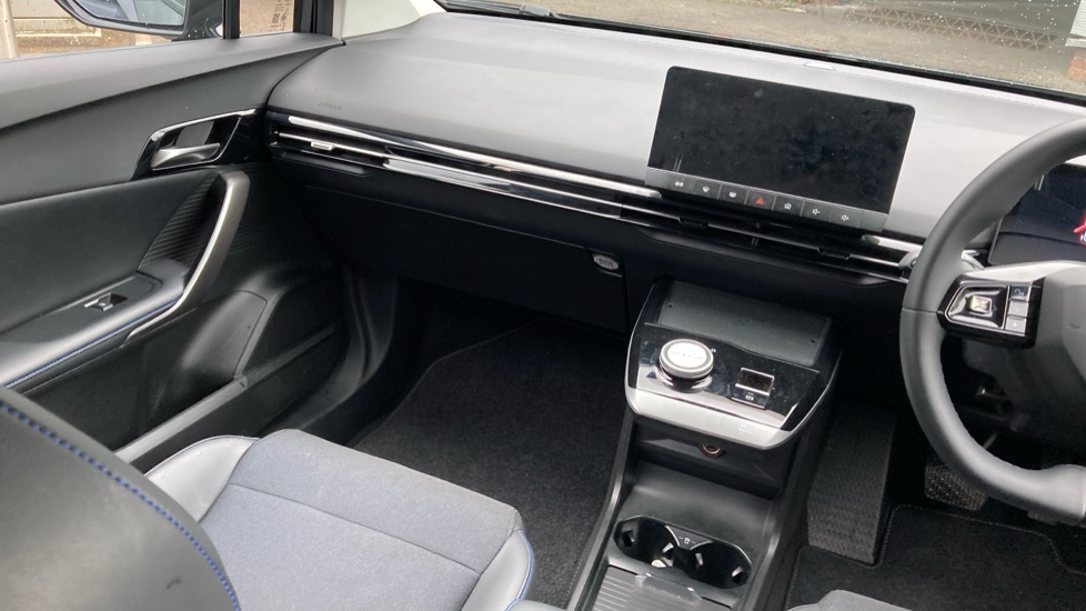 MG MG4 180kW Trophy EV Extended Range 77kWh 5dr Auto Electric Hatchback - Image 14