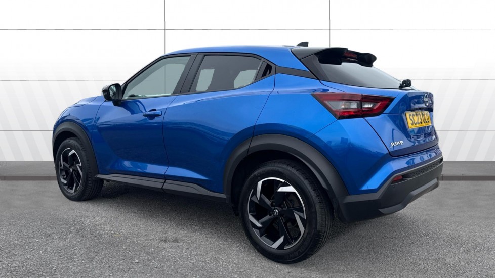 Nissan Juke 1.0 DiG-T 114 N-Connecta 5dr DCT Petrol Hatchback - Image 2