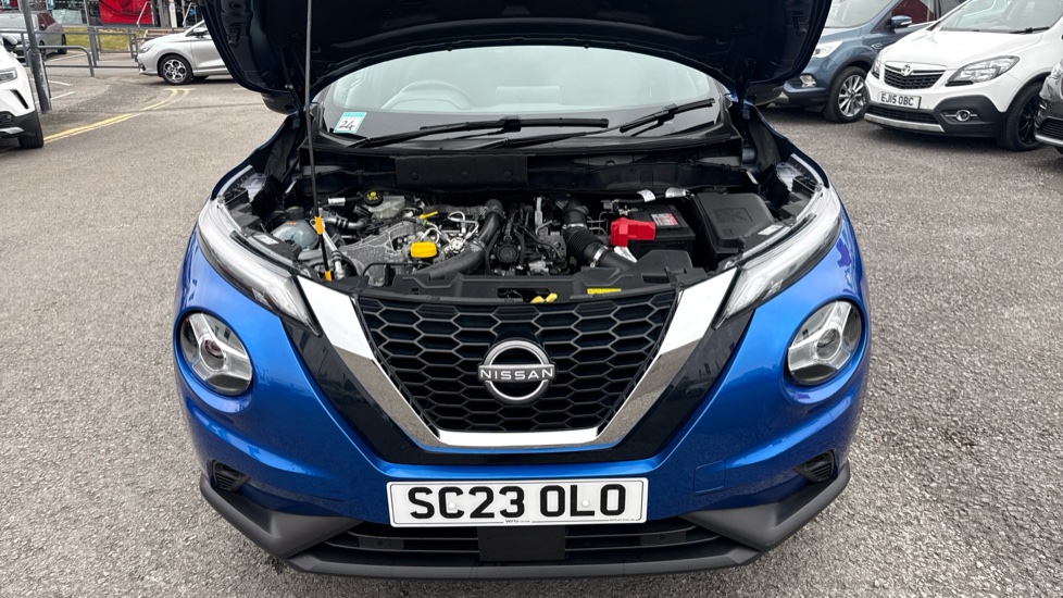 Nissan Juke 1.0 DiG-T 114 N-Connecta 5dr DCT Petrol Hatchback - Image 8