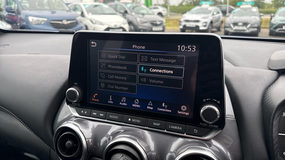 Nissan Juke 1.0 DiG-T 114 N-Connecta 5dr DCT Petrol Hatchback - Image 29