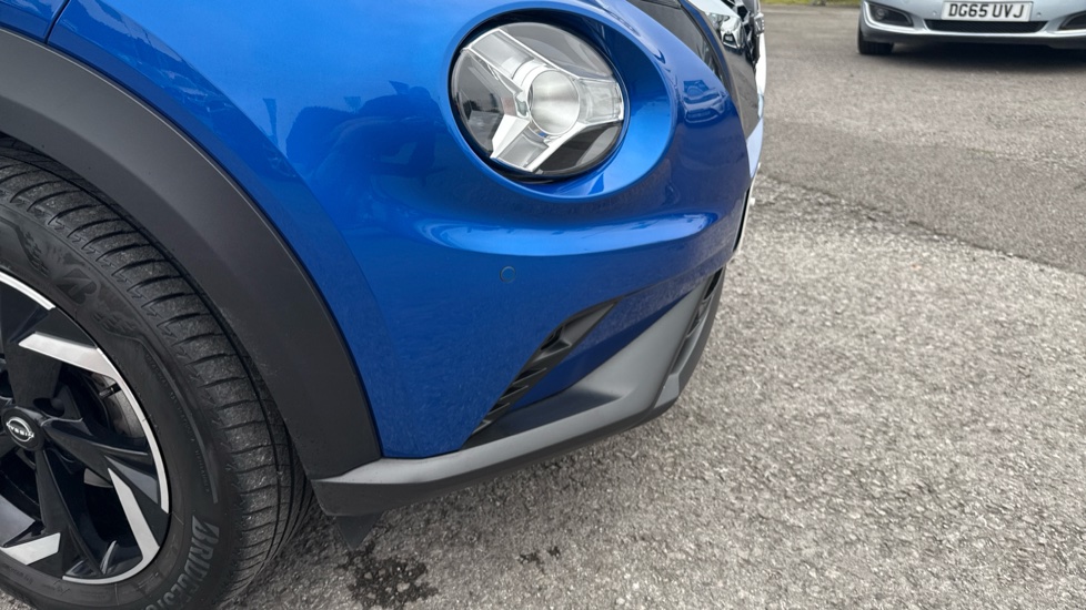 Nissan Juke 1.0 DiG-T 114 N-Connecta 5dr DCT Petrol Hatchback - Image 40