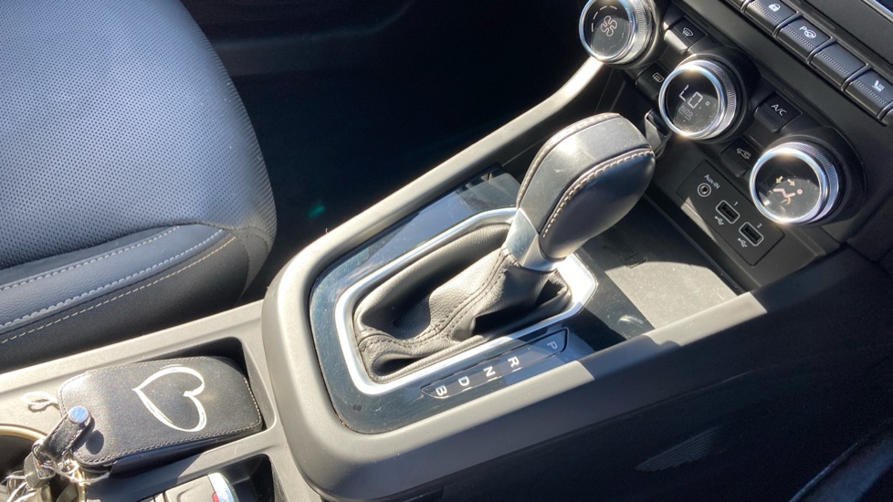 Renault Arkana 1.6 E-Tech hybrid 145 Engineered Bose Ed 5dr Auto Hybrid Estate - Image 13
