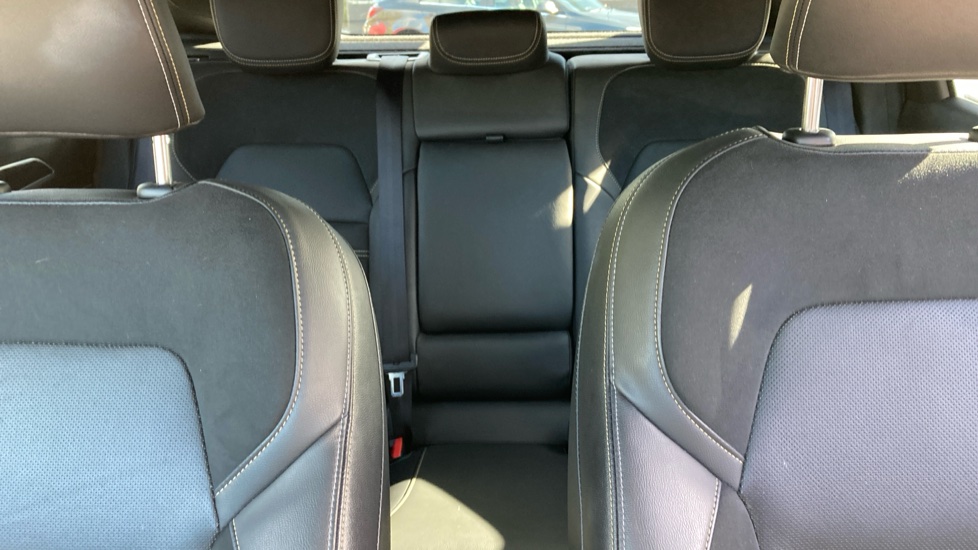 Renault Arkana 1.6 E-Tech hybrid 145 Engineered Bose Ed 5dr Auto Hybrid Estate - Image 15