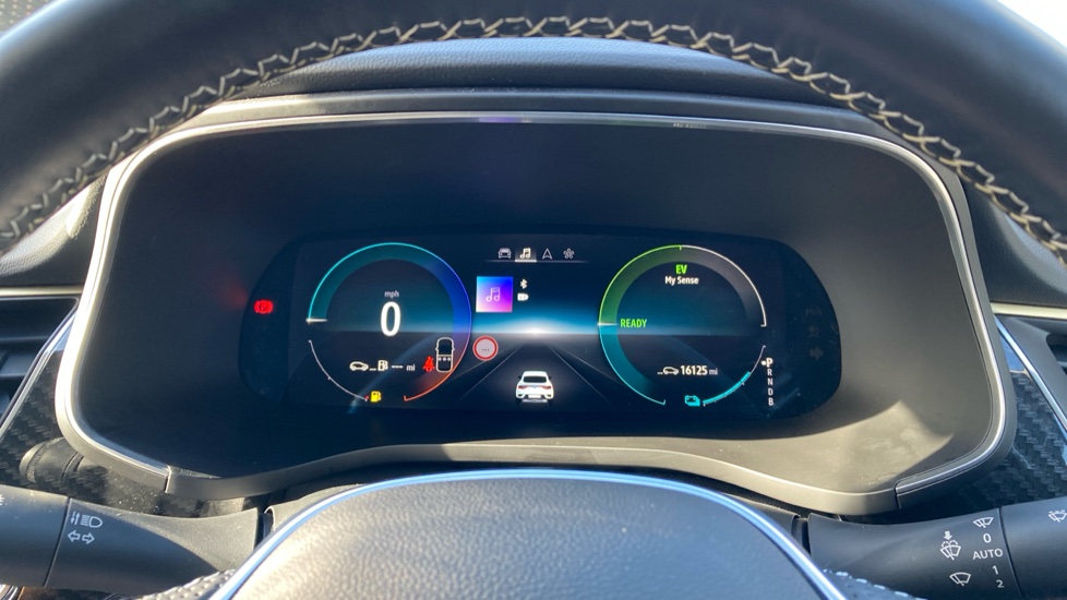 Renault Arkana 1.6 E-Tech hybrid 145 Engineered Bose Ed 5dr Auto Hybrid Estate - Image 18