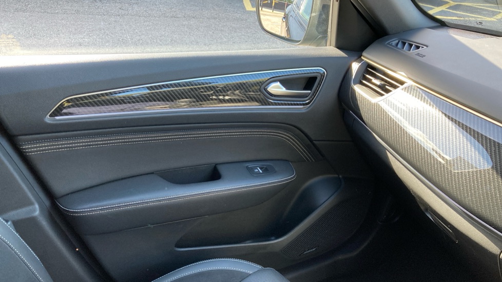 Renault Arkana 1.6 E-Tech hybrid 145 Engineered Bose Ed 5dr Auto Hybrid Estate - Image 25