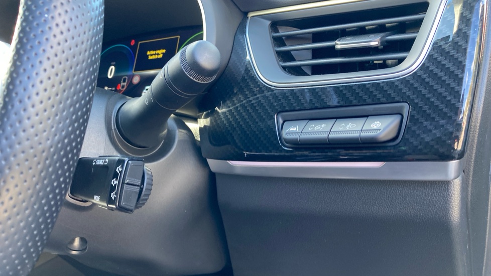 Renault Arkana 1.6 E-Tech hybrid 145 Engineered Bose Ed 5dr Auto Hybrid Estate - Image 27