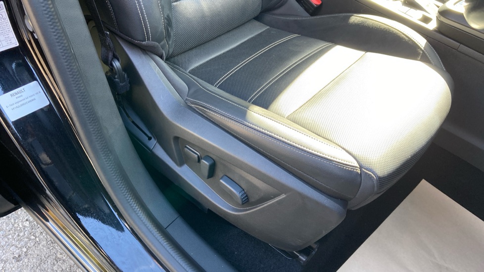 Renault Arkana 1.6 E-Tech hybrid 145 Engineered Bose Ed 5dr Auto Hybrid Estate - Image 29