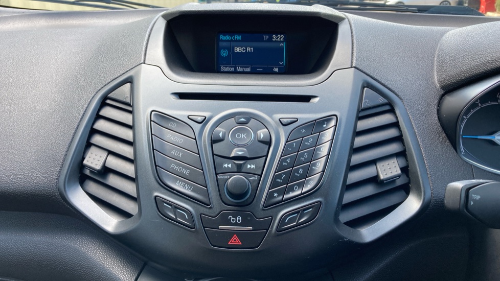 Ford EcoSport 1.5 Zetec 5dr Petrol Hatchback - Image 12