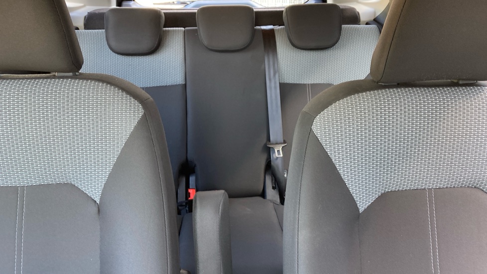Ford EcoSport 1.5 Zetec 5dr Petrol Hatchback - Image 15
