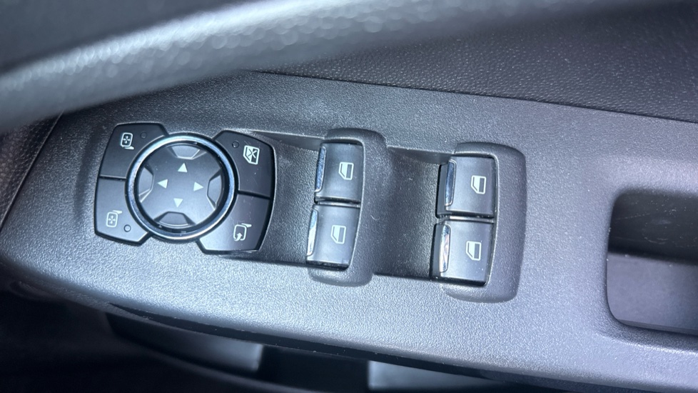Ford EcoSport 1.0 EcoBoost 125 ST-Line 5dr Petrol Hatchback - Image 26