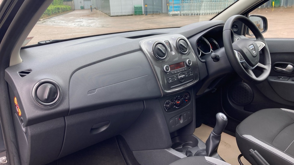 Dacia Sandero Stepway 0.9 TCe Essential 5dr Petrol Hatchback - Image 9