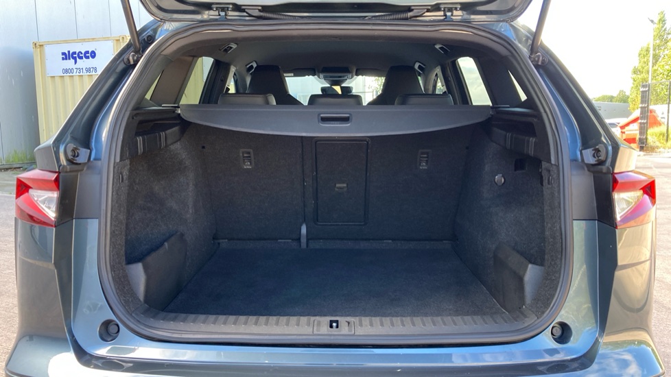 Skoda Enyaq 150kW 80 Sportline 82kWh 5dr Auto Electric Estate - Image 4