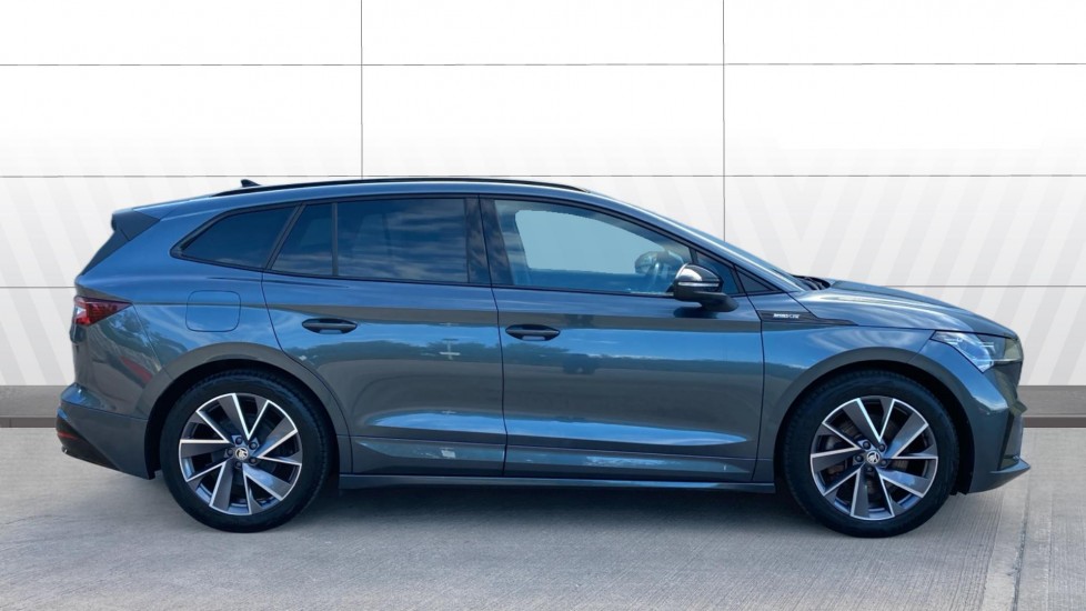 Skoda Enyaq 150kW 80 Sportline 82kWh 5dr Auto Electric Estate - Image 5