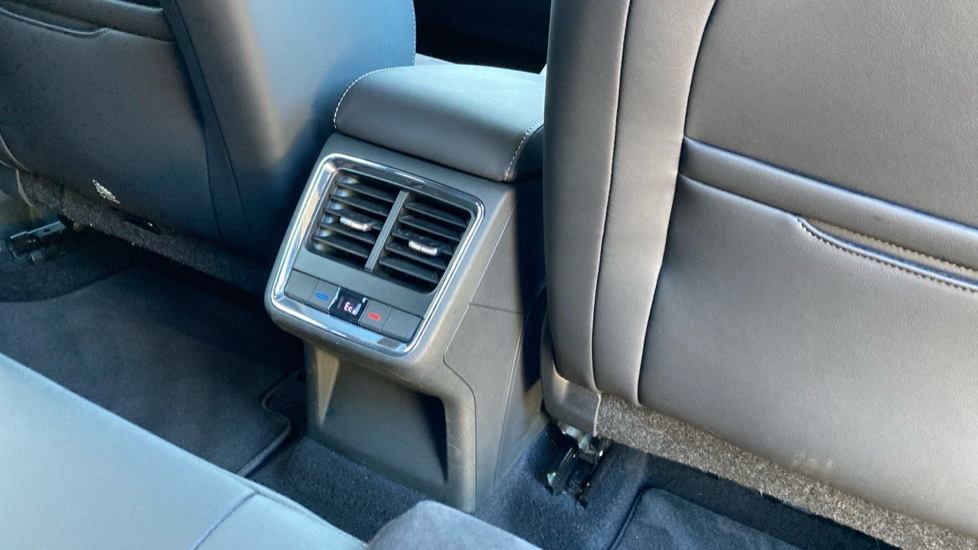 Skoda Enyaq 150kW 80 Sportline 82kWh 5dr Auto Electric Estate - Image 34