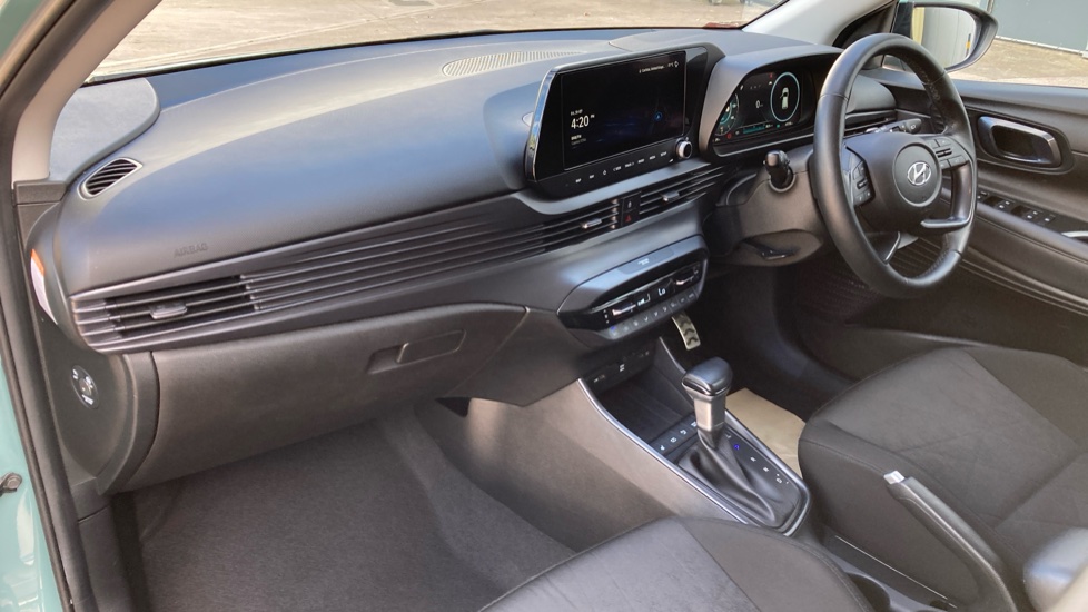 Hyundai BAYON 1.0 TGDi 48V MHEV Premium 5dr DCT Petrol Hatchback - Image 9