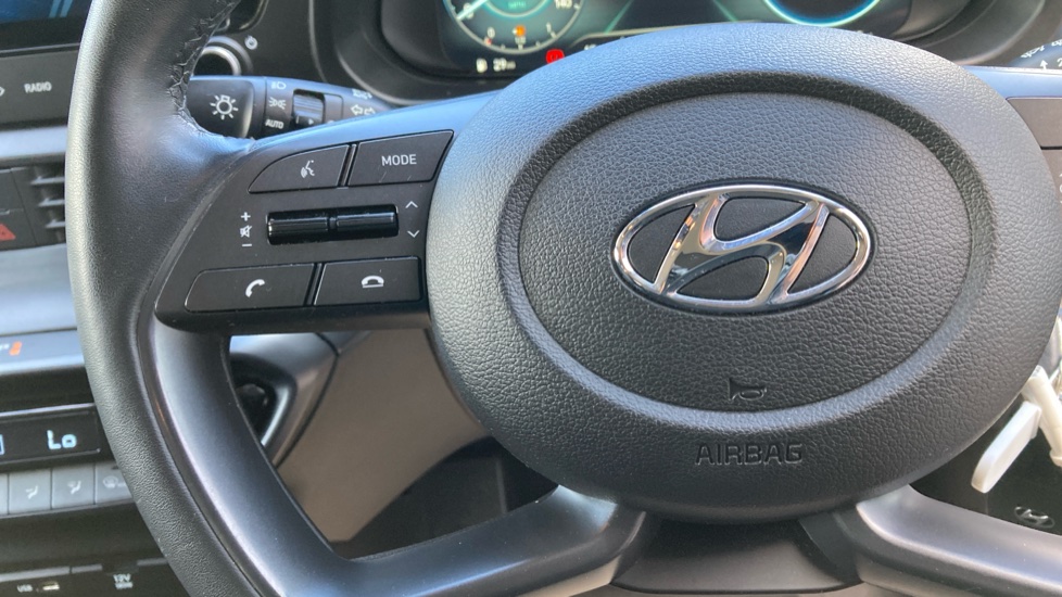 Hyundai BAYON 1.0 TGDi 48V MHEV Premium 5dr DCT Petrol Hatchback - Image 21