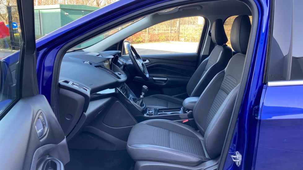 Ford Kuga 1.5 TDCi Titanium 5dr 2WD Diesel Estate - Image 38