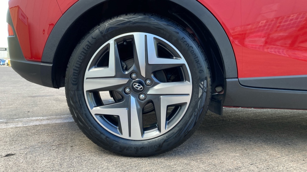 Hyundai BAYON 1.0 TGDi 48V MHEV Premium 5dr Petrol Hatchback - Image 7