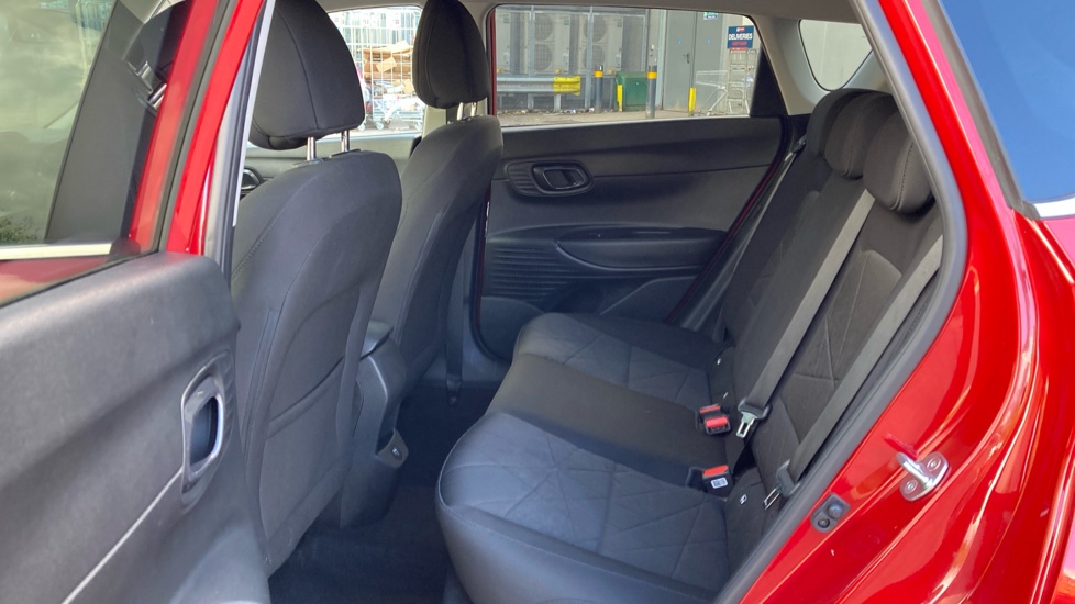 Hyundai BAYON 1.0 TGDi 48V MHEV Premium 5dr Petrol Hatchback - Image 16