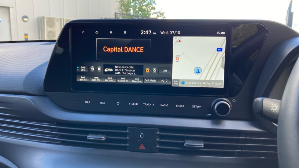 Hyundai BAYON 1.0 TGDi 48V MHEV Premium 5dr Petrol Hatchback - Image 27