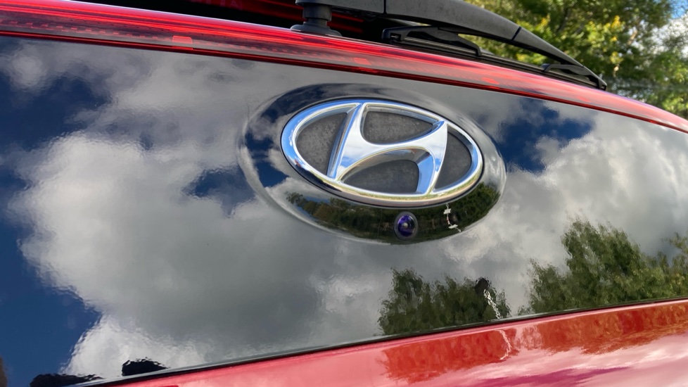 Hyundai BAYON 1.0 TGDi 48V MHEV Premium 5dr Petrol Hatchback - Image 35