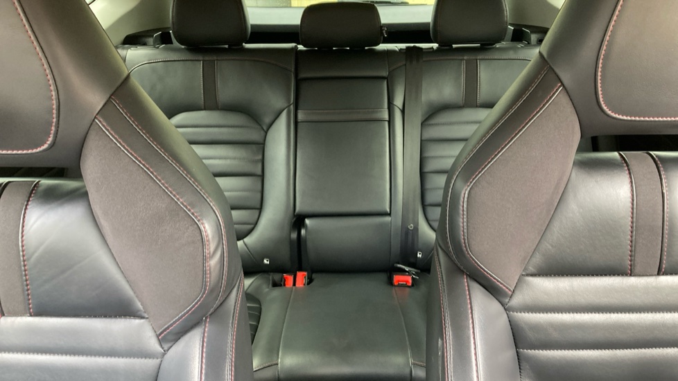 MG HS 1.5 T-GDI Trophy 5dr DCT Petrol Hatchback - Image 15