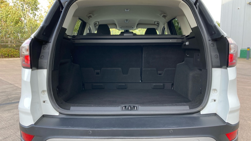 Ford Kuga 1.5 TDCi Titanium 5dr 2WD Diesel Estate - Image 4