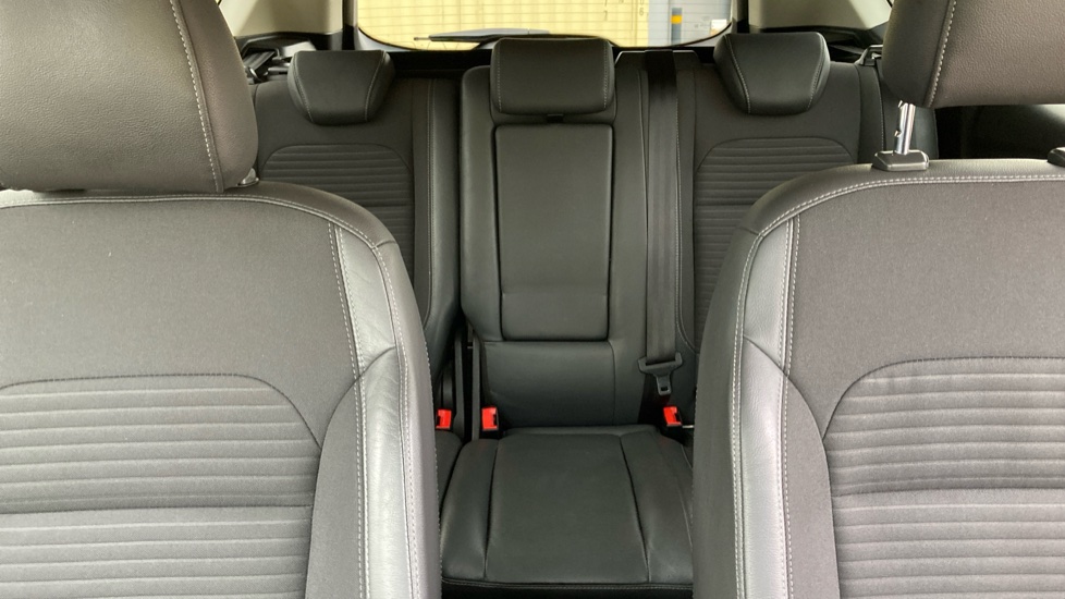 Ford Kuga 1.5 TDCi Titanium 5dr 2WD Diesel Estate - Image 15