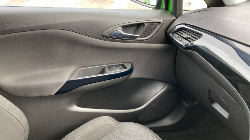 Vauxhall Corsa 1.2 SRi 5dr Petrol Hatchback - Image 24