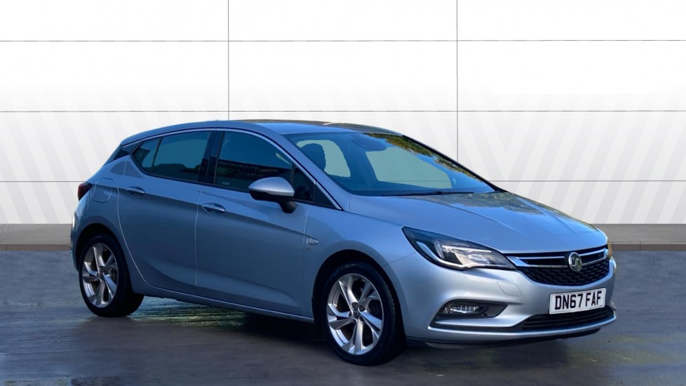 Vauxhall Astra 1.6 CDTi 16V 136 SRi Nav 5dr Diesel Hatchback - Image 1