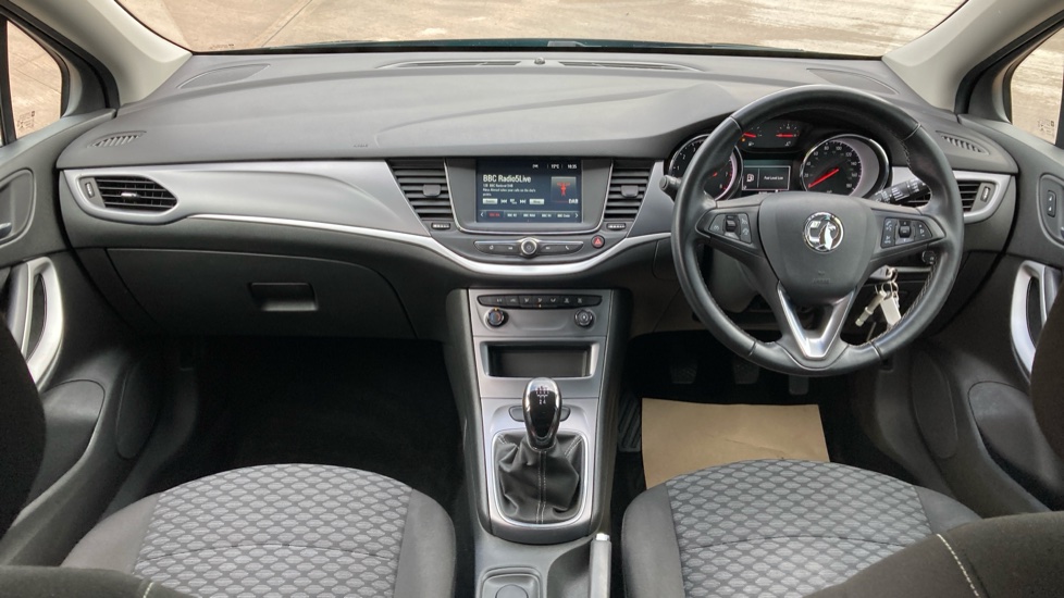 Vauxhall Astra 1.0T ecoTEC Tech Line Nav 5dr Petrol Estate - Image 10