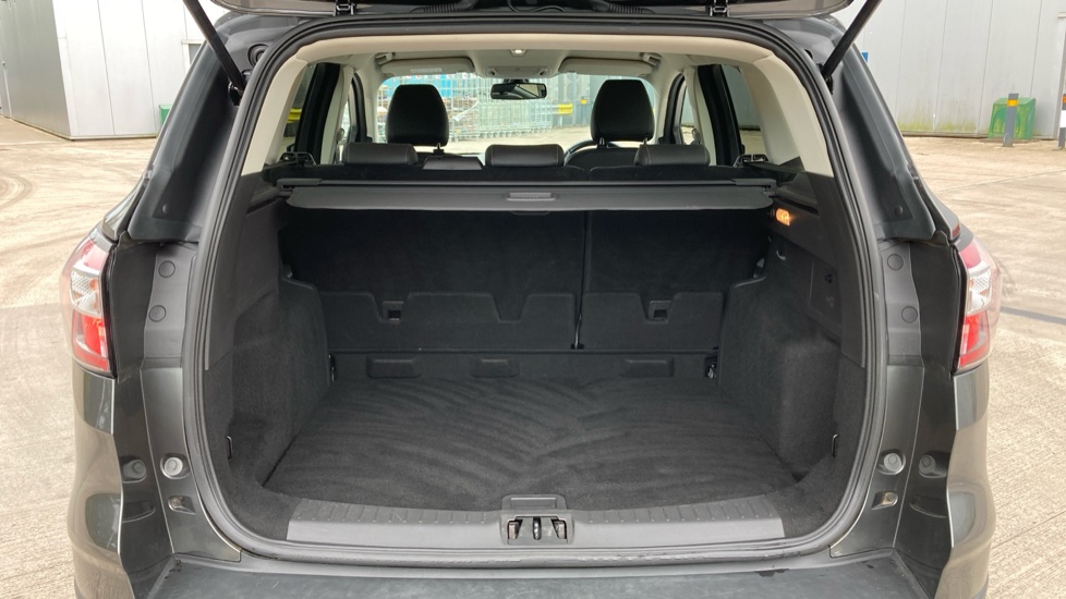 Ford Kuga 2.0 TDCi 180 Titanium 5dr Auto Diesel Estate - Image 4