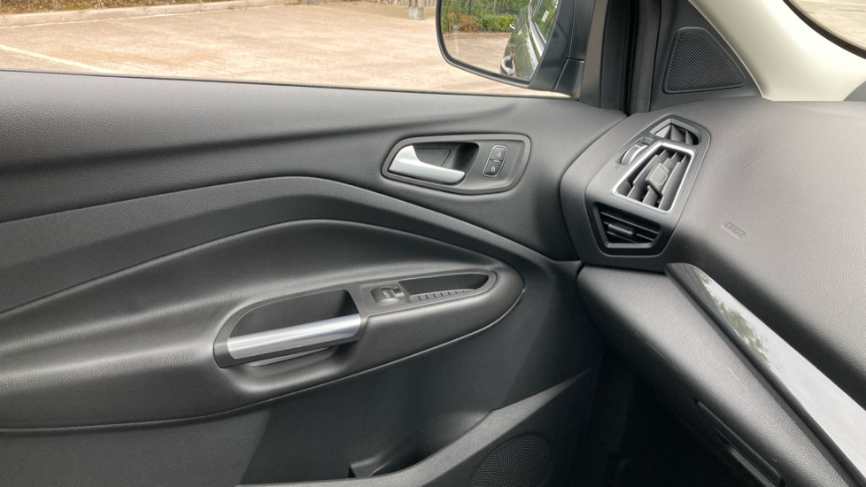 Ford Kuga 2.0 TDCi 180 Titanium 5dr Auto Diesel Estate - Image 26