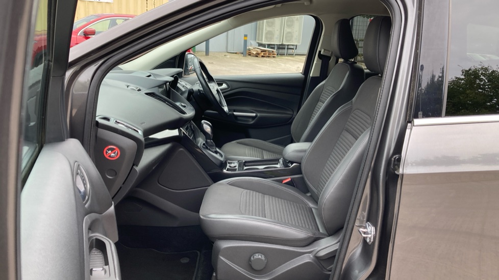 Ford Kuga 2.0 TDCi 180 Titanium 5dr Auto Diesel Estate - Image 39