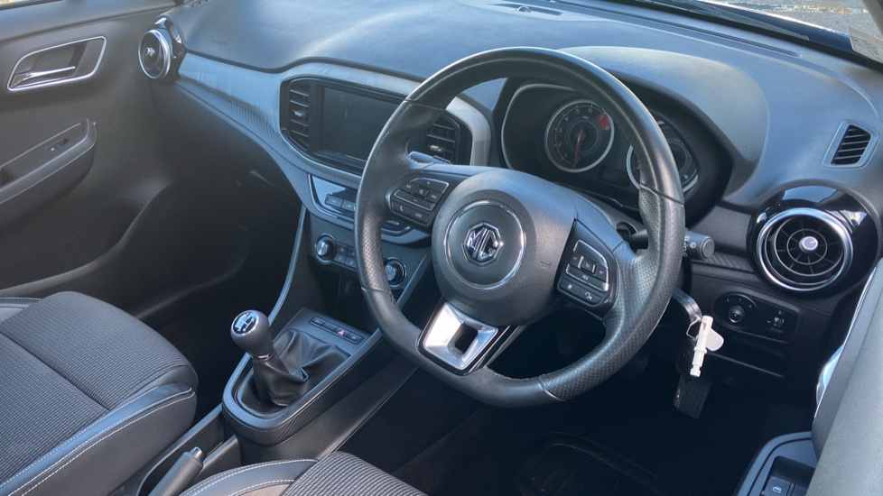 MG MG3 1.5 VTi-TECH Exclusive 5dr [Navigation] Petrol Hatchback - Image 11