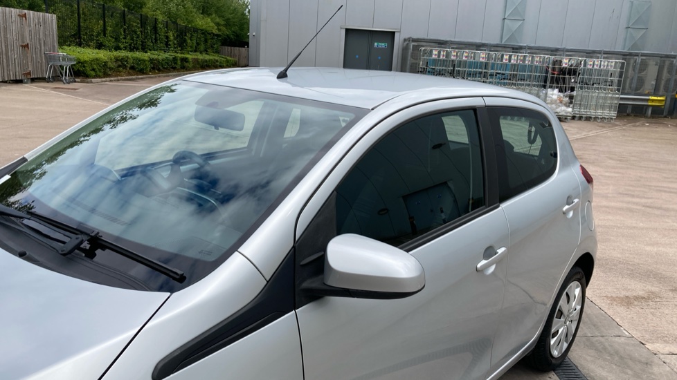Peugeot 108 1.0 Active 5dr Petrol Hatchback - Image 33